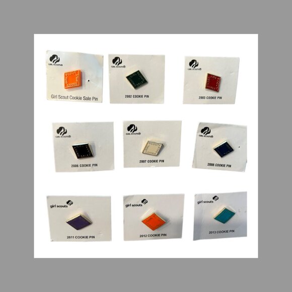 Girl Scout Cookie Pins 1999-2019 All Years Lot of 21 Pins NEW on Cards Vest Sash - Picture 3 of 7